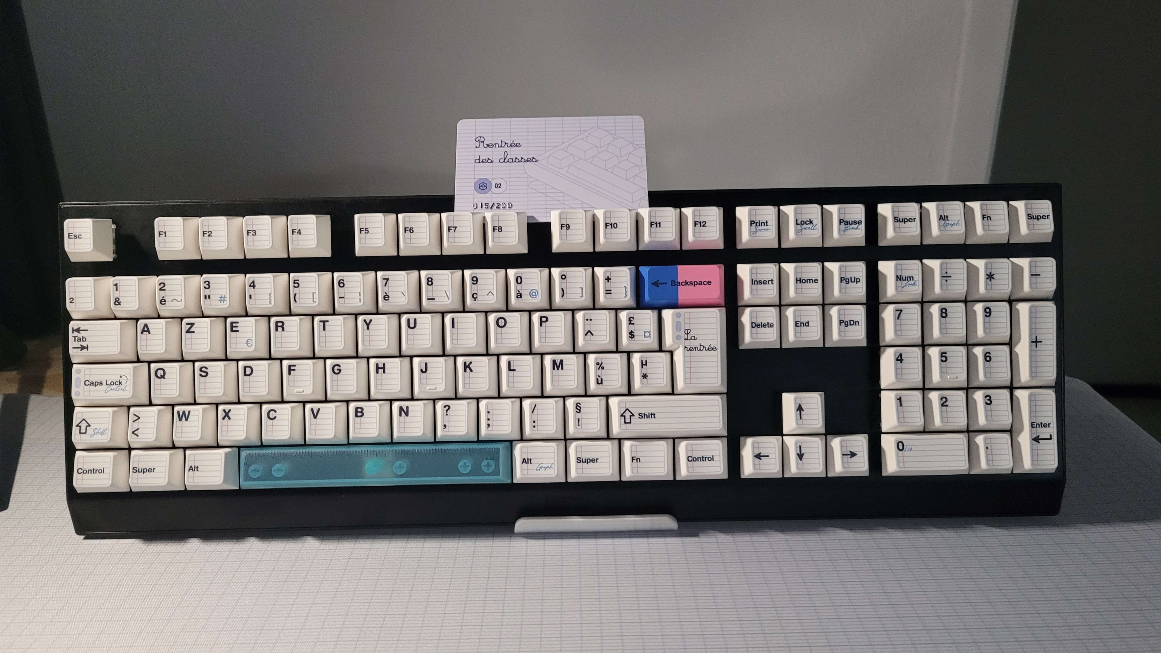 Clavier Wooting Two HE avec keycaps Rentrée des classes